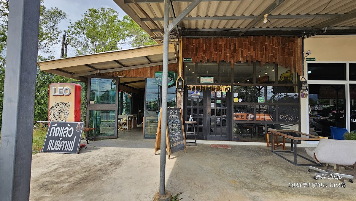 Bear Cafe & Rib Restaurant